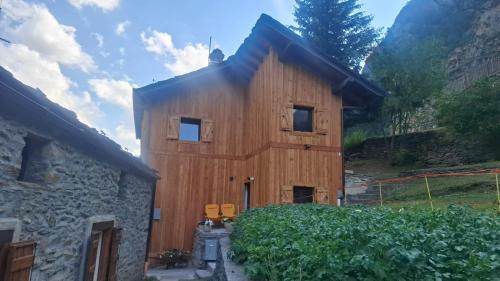 Cozy apartment, Private entrance, Valgrisenche