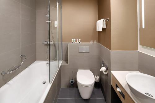 Holiday Inn Dusseldorf City  Room Type - Standard Twin Room