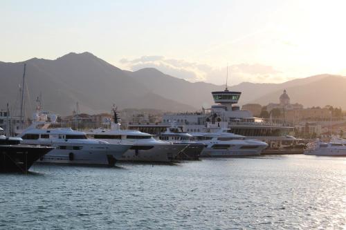 Yacht Club Marina di Loano | UNA Esperienze