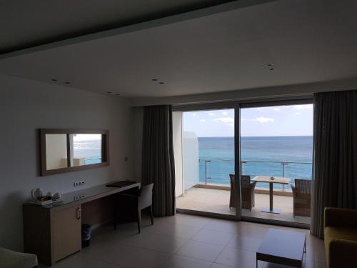 balkon/terras, El Greco Hotel in Kreta