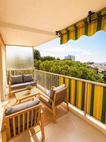 Vista/Panorama, Antibes - Appartement 80 m2 avec piscine et terrasse in La Pagane