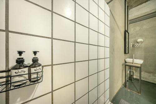 WesTory - Hostel Room Type - Superior Twin Room