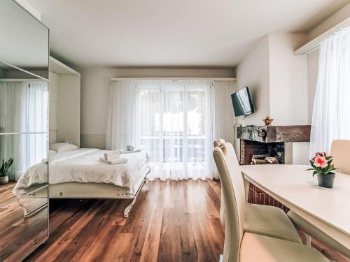 Apartment Laret 6-11 by Interhome