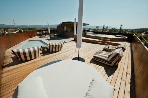Chambre avec 2 lits, supérieure, balcon