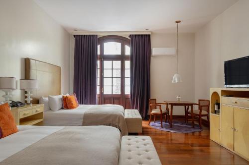 Triple room