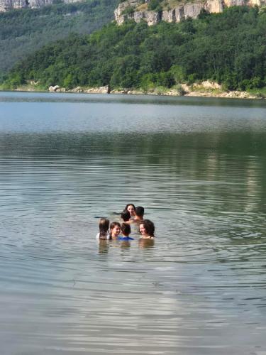 Bližnja okolica, Wildwood Adventure Village in Sevlievo