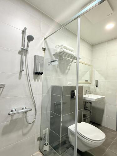 KLA B&B - image 4