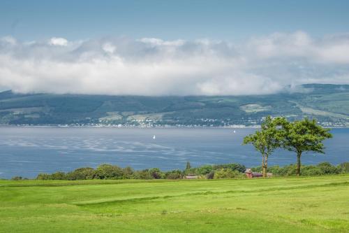 Argyll View Luxury POD at Skelmorlie Fishery THE Otter in Скелморлі