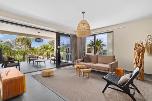 Delfins Beach Resort Bonaire, Tapestry Collection by Hilton in קרלנדייק