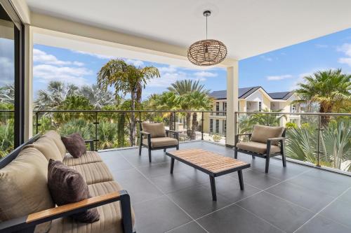 Delfins Beach Resort Bonaire, Tapestry Collection by Hilton in קרלנדייק
