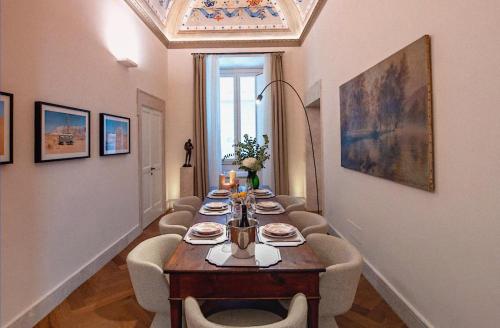 Elegant Two-Bedroom Apartment in the Heart of Alicante