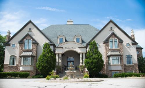 . Chateau Avalon Hotel & Spa