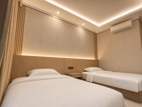 万豪酒店WANHAOhotel 5公里以内观光车免费接送 in Thakhek