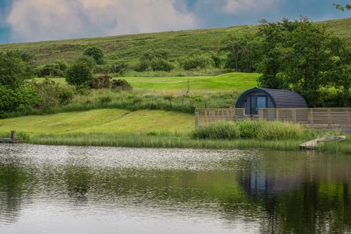 Argyll View Luxury POD at Skelmorlie Fishery THE Otter in Скелморлі