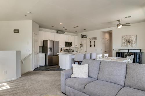 Relax Poolside, Explore South Mtn! Extended Escape in South Mountain Village