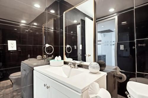 Girasole Rentals Suites Room Type - Deluxe Twin Room
