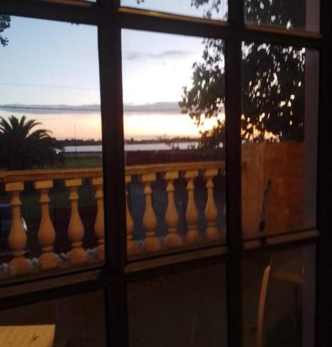 Hospedaje Magno Casa Completa Con Pileta Parrilla Frente A La Laguna Chascomus