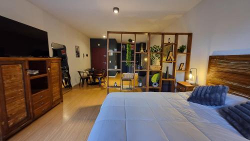 Palermo Soho: Up to 4 Pax - Modern with Balcony