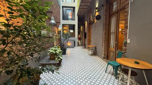 Grand Residence - 8 Bedrooms - Guests 34