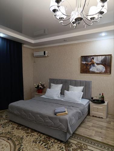 VIP 3 Квартира 2ком большая, Uralsk