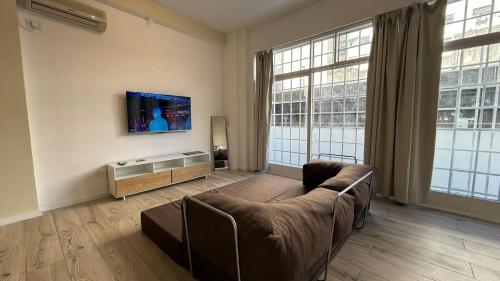 Modern Studio at Obelisco with Gaming Zone