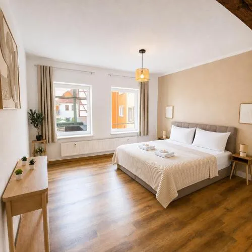 RAHA Apartments - moderne 3 Zimmerwohnung - Direkt am Domplatz - Balkon - Vollausstattung in Erfurt, Deutschland