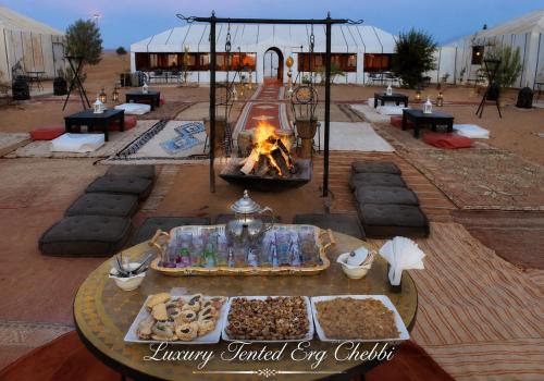 Luxury Tented Erg Chebbi in Мерзуга