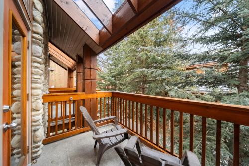 2 bedrooms, 4 beds