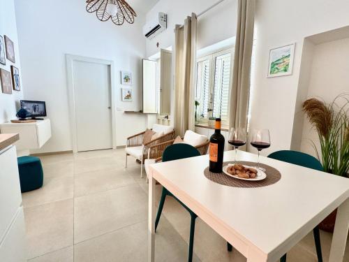 Pumoblu - Elegante Casa nel Centro Storico di Nardò