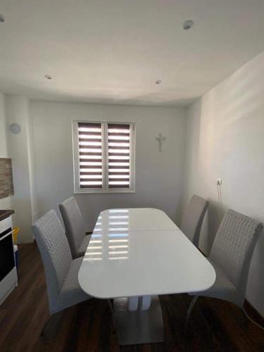 Удобства, Apartments with parking space Katuni, Zagora - 18344 in Katuni