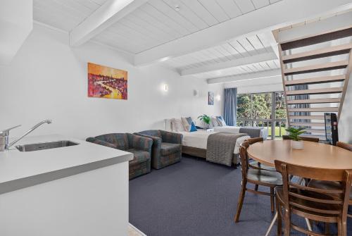 Capital Lodge Motor Inn - image 3