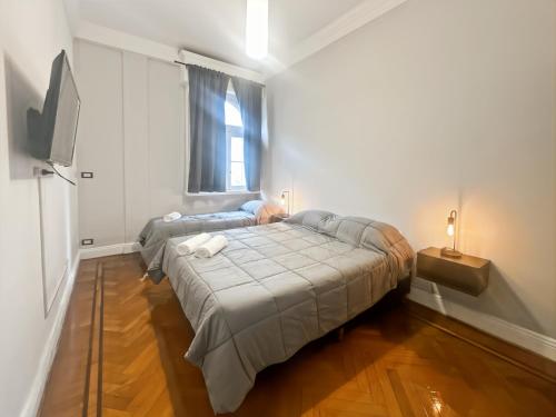 1 double bed, 3 twin beds