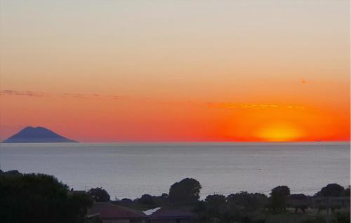 View, 4 Bedroom Pet Friendly Apartment In Saline Joniche in Saline Joniche