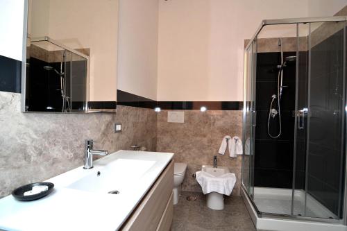 Bathroom, Residence Stendhal Guest House in Civitavecchia Town