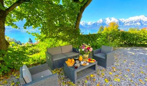 Lake Thun Alps Scenic Views and Concierge by SwissHut in Oberhofen am Thunersee, Schweiz