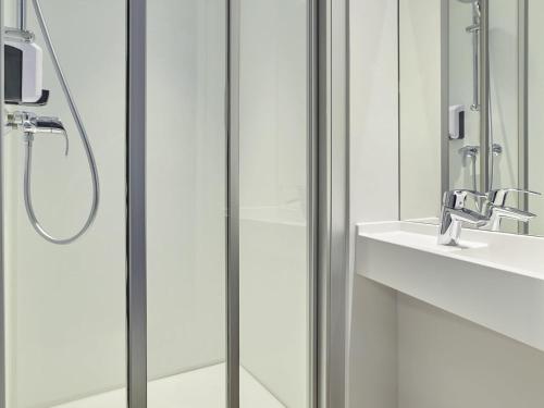 Chambre double, accessible, salle de bain privée