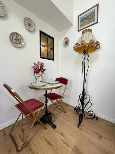 Modern Independent Home with AC in Обон