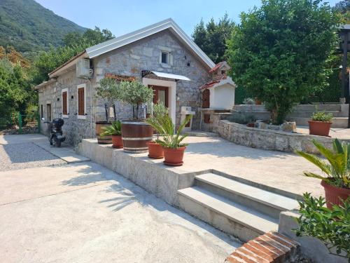 Gallery Stone House