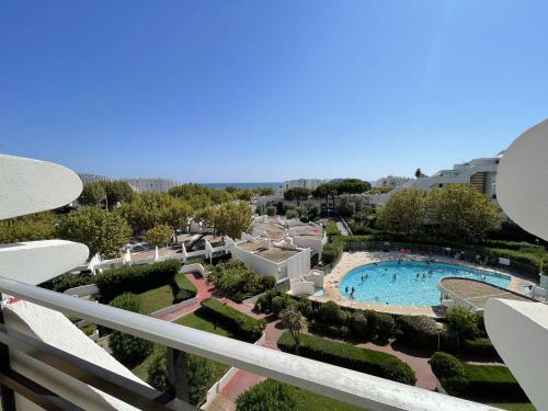 3 pièces avec piscine, proche plage, wifi, parking - idéal familles - FR-1-328-257