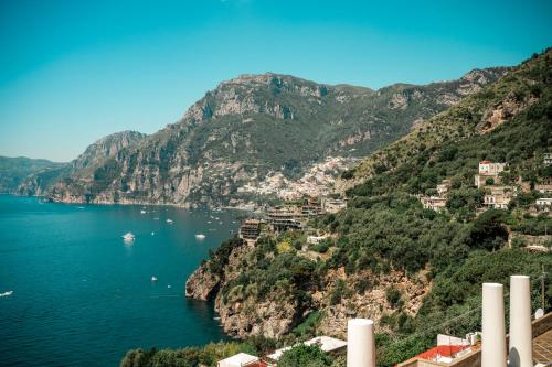 Villa Santa Chiara Positano Suites Room Type - Queen Suite with Sea View