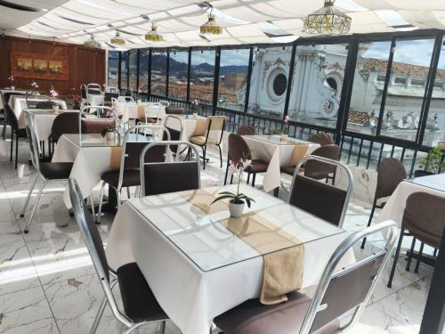 Hotel Milán