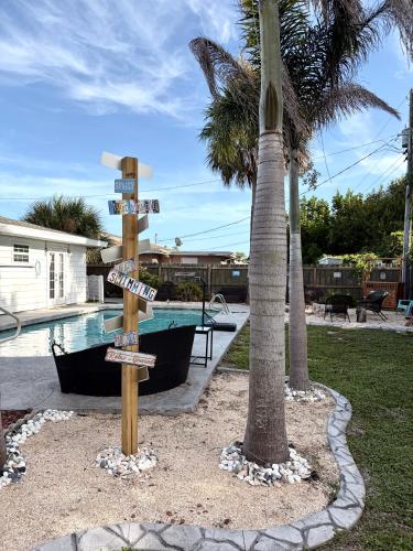 Gorgeous four bedroom pool home in Palm Bay