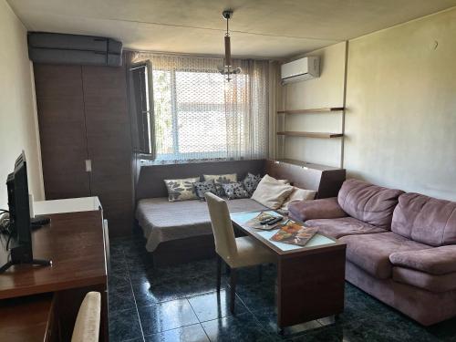 Lozenets Studio close to metro station and centre of town for 3 persons