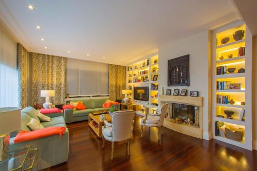 Luxury villa for leisure and rest in Oviedo