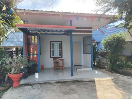Buriram home stay 3 Tono in Huai Rat