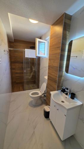 Баня, Ušće Apartmani (Usce Apartmani) in Pruška
