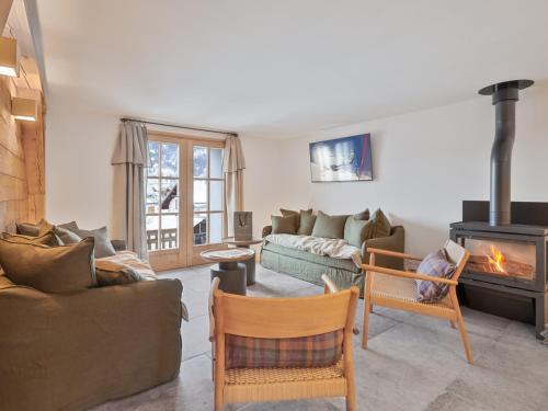 Triplex rénové au coeur du village avec jardin privé