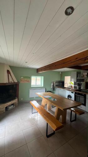 Magnifique Maison dans un hameau de montagne in Riverenert