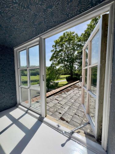 Luxury Hayloft Retreat Near Stratford-upon-Avon in Wootton Wawen