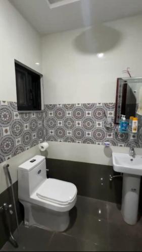 Family Apartment in Multan - image 5